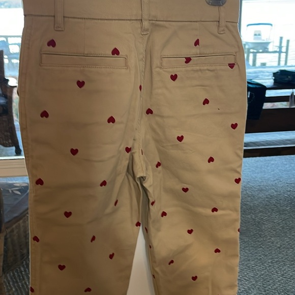 Very cute girls size 7 pants with red hearts. NWT - Picture 2 of 5